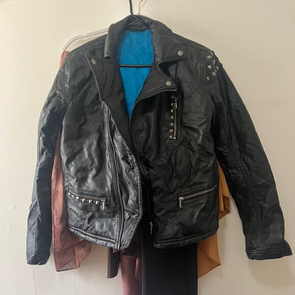 LEATHER JACKET - Picture 1 of 3